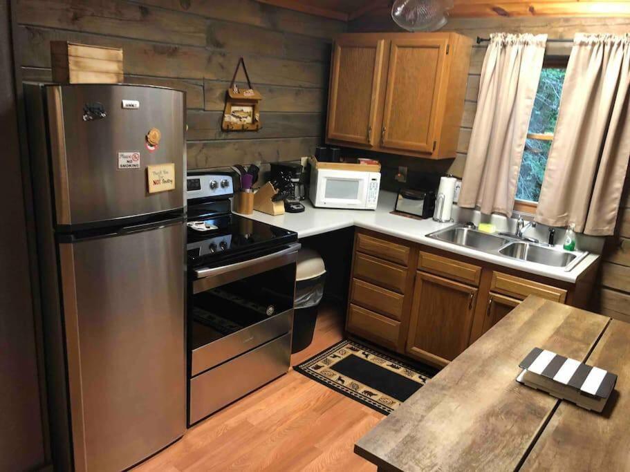 The Fishing Hole Cabin - Sage Vacations Gatlinburg Kültér fotó
